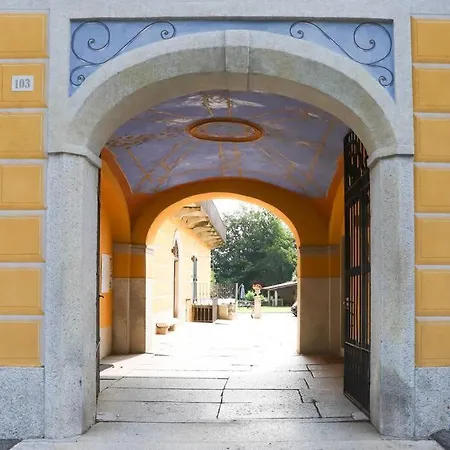 Daire La Fontana 2 *